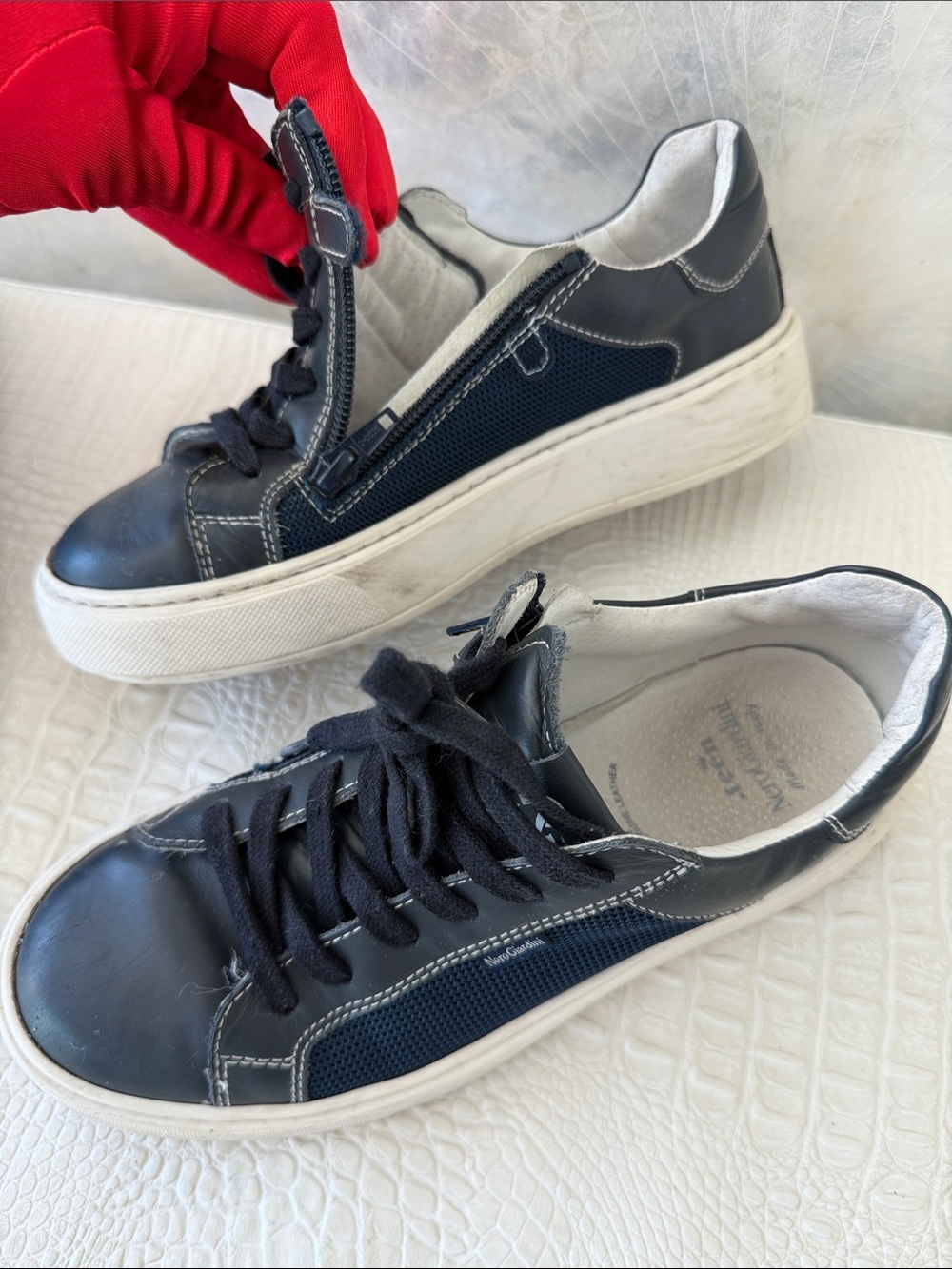 Boys Bruno Marc Two Pairs of Dress shoes/Sneakers - Black ,Navy Sizes 36-37,5 - Picture 6 of 17